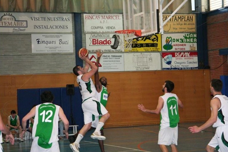 VD. Imatge del partit entre el Sitges i l'Arenys