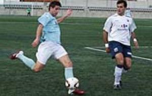 Camacho, centrant des de la banda