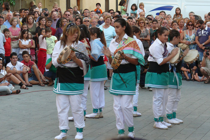 VD. Ball de panderos grans de Cubelles