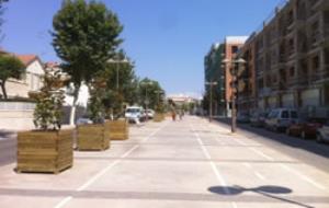 Ajt Vilanova i la Geltrú. Remodelació de la rambla de Lluís Companys amb la instal·lació de jardineres