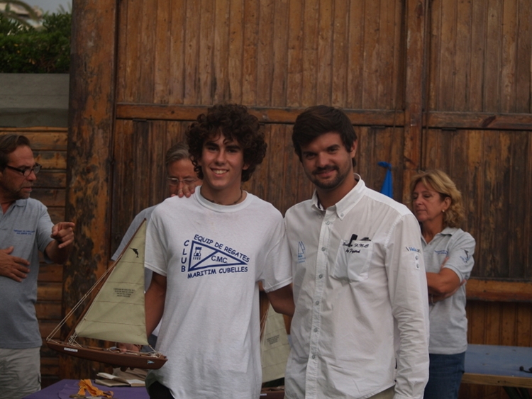 VD. Murillo, rebent el premi