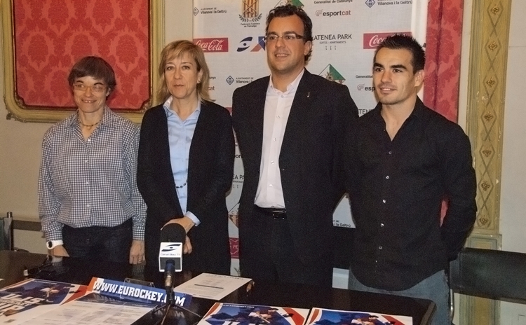 VD. Blanca Albà, Neus Lloveras, Pau Viadel i Francesc Gil, a la presentació