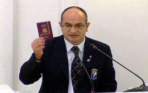 Paniagua, combatent a Fresno, passaport en mà, l'oficialitat de la selecció catalana
