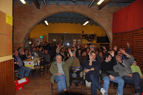 Detall de l'assemblea d'ara fa un any / M.Gomà