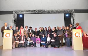 Una gran foto de família va clausurar la primera edició dels premis Cubelles Participa C!. Montse Torrado