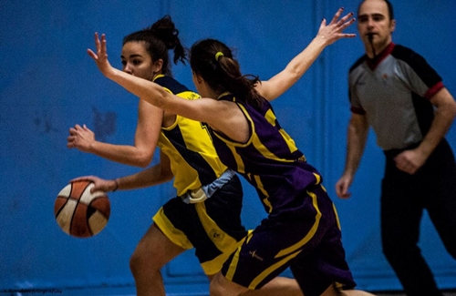 Imatge d'arxiu del sènior femení de bàsquet / X. Rondón