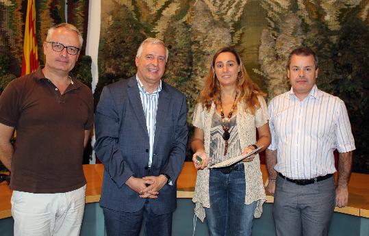 Ajuntament de Sant Sadurn. Acte de signatura del conveni entre l'Ajuntament de Sant Sadurní i la Fundació Pinnae