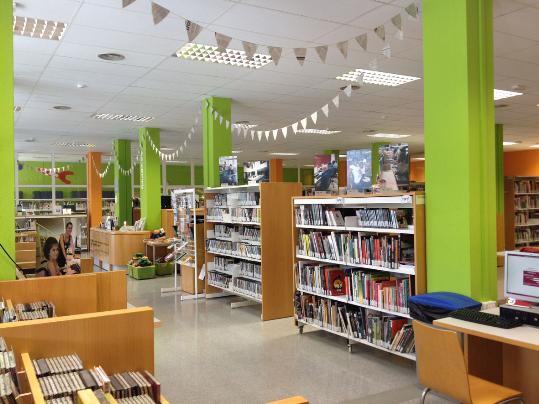 Ajt de Sant Pere de Ribes.  Biblioteca Josep Pla