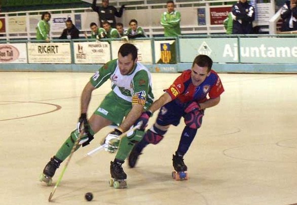 Detall del partit d'hoquei entre el Calafell i l'Igualada / cpcalafell.com