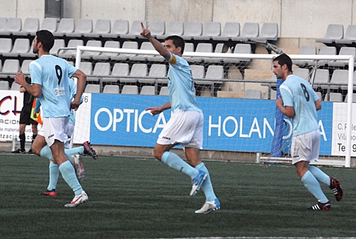 El Vilanova vol tornar a celebrar victòries amb la seva afició / Miquel Vall