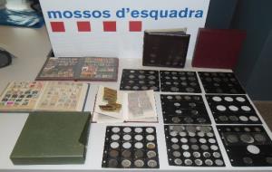 Mossos d'Esquadra. Col.lecció de monedes de plata robades a Vilanova