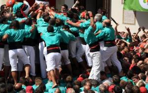 Castellers de Vilafranca. Detall d'un castell del Verds de Vilafranca
