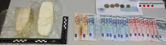 Mossos d'Esquadra. Detinguts tres joves en un control a Sant Sadurní amb 362 grams de cocaïna en el vehicle