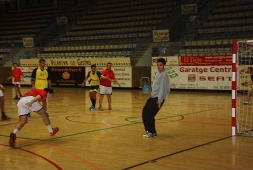 El porter Arnau, en una de les seves intervencions