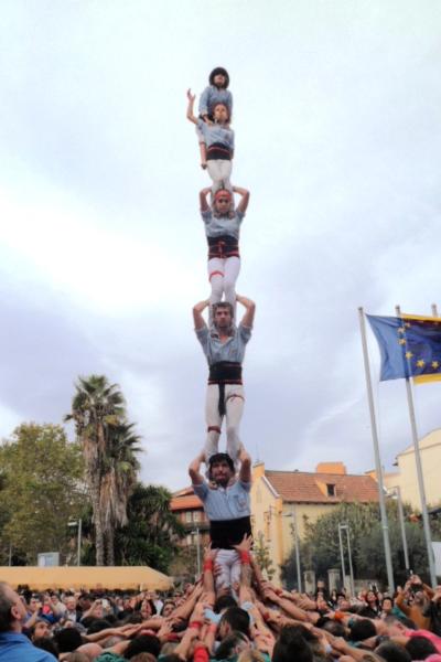 Pepi Pérez. Dos intents de pilar de 6 de la Jove de Vilafranca a Cerdanyola