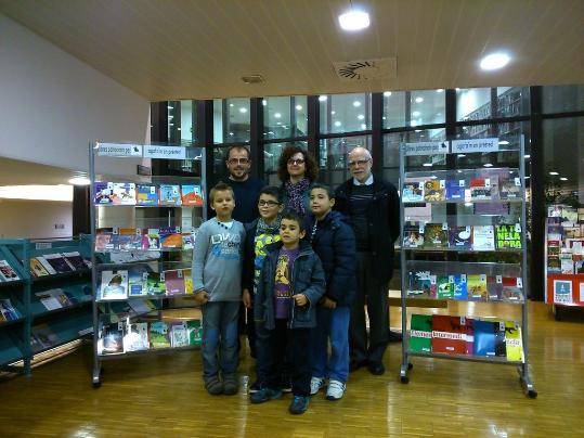 Ajuntament del Vendrell. El Cabrot fa donació dun lot de llibres a la Biblioteca Pública Terra Baixa del Vendrell