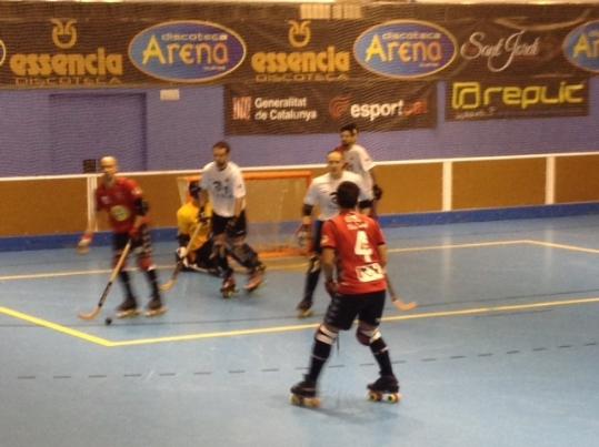 Xavi Serra. El Moritz CE Vendrell guanya a la pista del Blanes