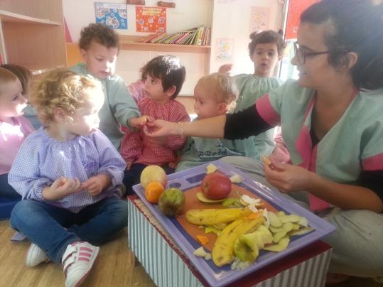 Ajuntament de Cunit. El Trenet ha impulsat un nou servei vinculat amb ladquisició de pautes dalimentació saludables per als més petits