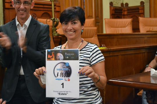 Ajuntament de Sitges. Estela Campañá, mare den Pol, té el Dorsal 1