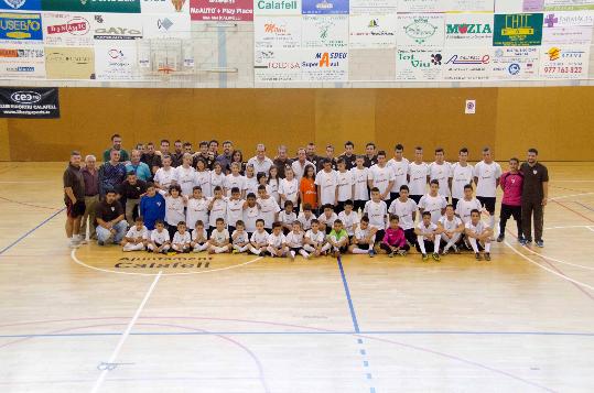 Cedida. Foto de família de tots els equips del CFS Platense