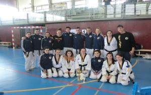 Els integrants de l'equip vilanoví, en una foto de família