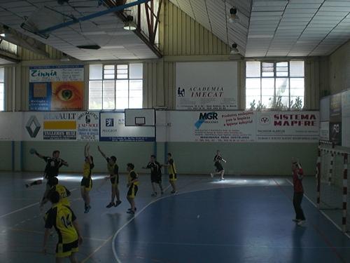 Imatge del partit del cadet masculí de l'handbol vilanoví