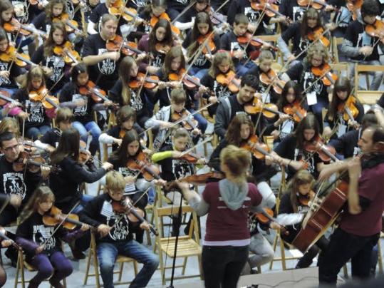 Eix. Imatge de la trobada