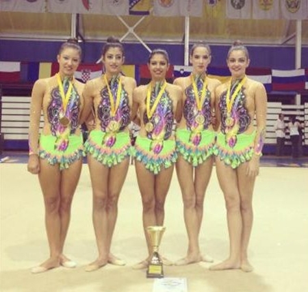 CRV. Imatge de les gimnastes vilafranquines, a Sarajevo