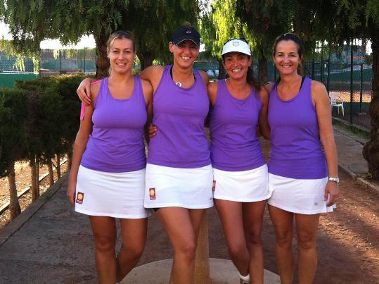 CTT Vilanova. Imatge de les jugadores del femení