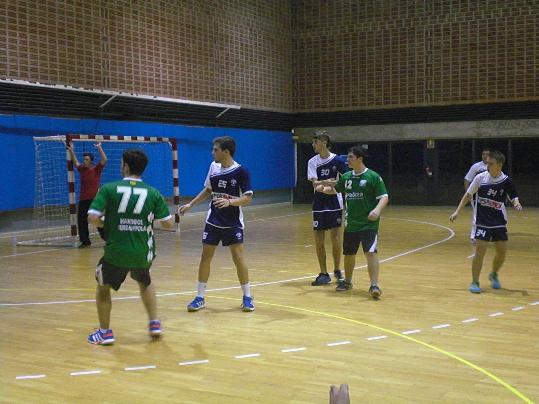 Cedida. Imatge del partit del juvenil del Club Handbol Vilanova