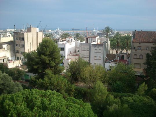 Eix. Imatges dels terrenys