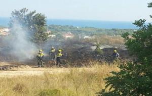 Incendi de matolls a Torre del Vallès