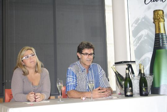 Ajt Sant Sadurní d'Anoia. La Biblioteca de Sant Sadurní dAnoia se suma al projecte Biblioteques amb DO