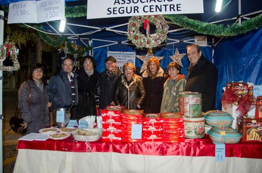 Ajuntament de Calafell. Mercat de Nadal comercial i solidari, a Segur de Calafell