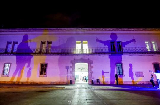 EIX. Nova  instal·lació lumínica a la plaça de les Casernes