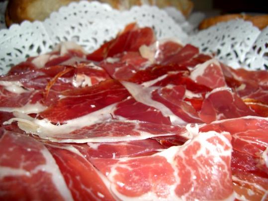ACPG. Pernil salat