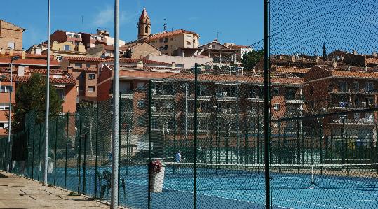 Cedida. Pistes de tennis de Gelida