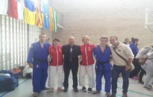 Podi amb judoques del Judo Vilafranca