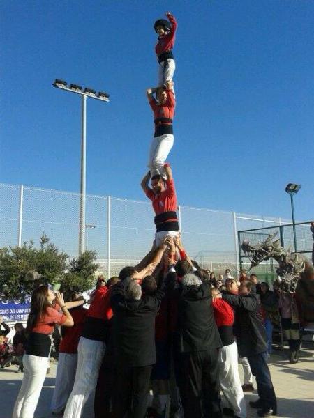Nens del Vendrell. Primer pilar de la Maria Cunillera com a cap de Colla dels Nens del Vendrell