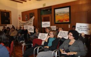 Ajuntament Sant Sadurní. Protesta al ple dels treballadors municipals de Sant Sadurní d'Anoia