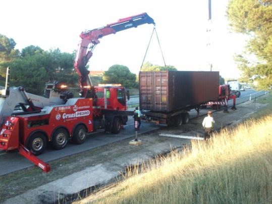 Monxito. S'incendia un trailer a l'AP-7