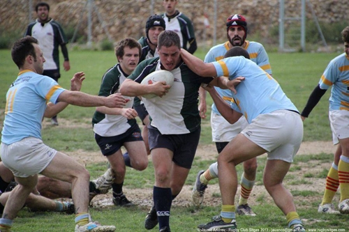 El derbi garrafenc va ser vibrant / Jaume Andreu