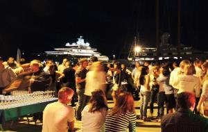 Vilanova Grand Marina. Vilanova Crew Party