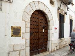 webIMG_BIBLIOTECA-250