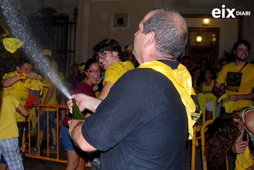 ruixada general de cava. Festa de la Fil·loxera, Sant Sadurní 2014