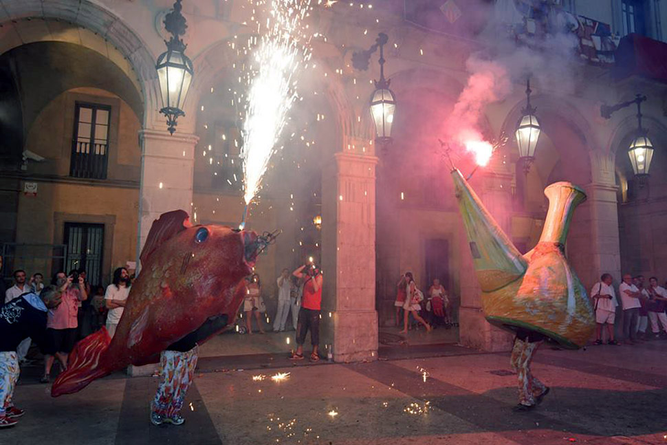 La carpa i el porró. Festa Major Vilanova i la Geltrú 2014