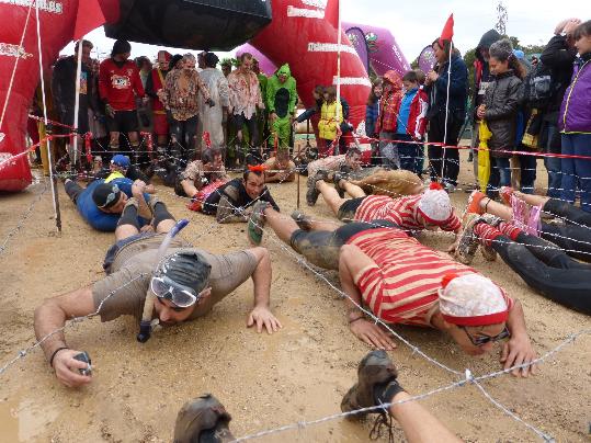 Ajuntament de Calafell. 800 persones participen a Calafell a lEternal Running