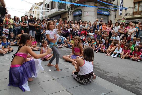 Ajt Sant Sadurní d'Anoia. Barris. Tarda d'activitats al barri Raval