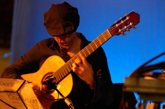 Broadway solo guitar