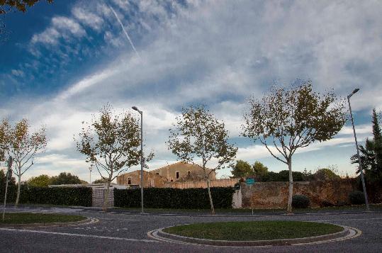 Ajuntament de Calafell. Calafell construirà un Centre de Dia per a gent gran, al costat de la Masia de la Sínia